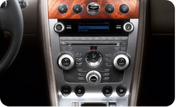 DENSION Gateway 500 - USB/iPod/iPhone/AUX Aston Martin DB9